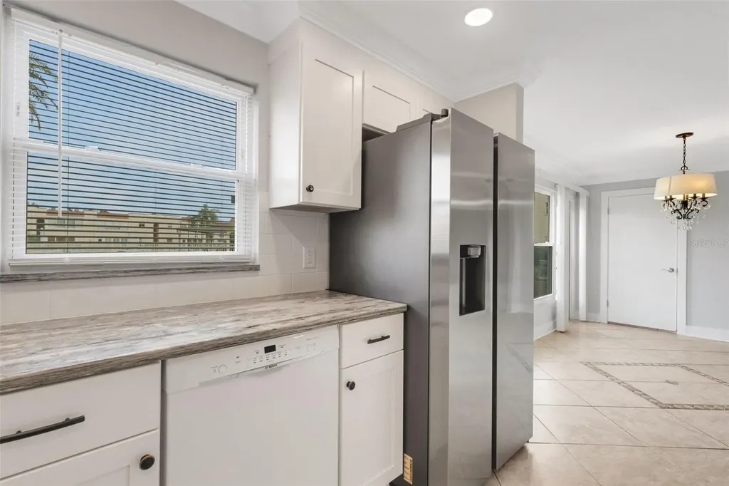 114 Dogwood Circle Seminole FL 33777