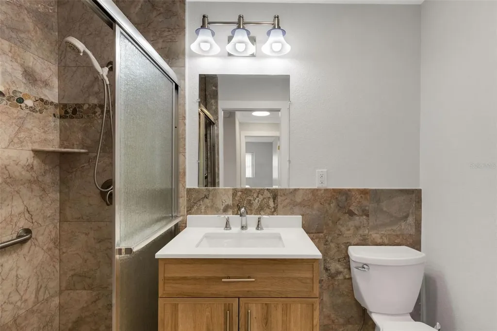 114 Dogwood Circle Seminole FL 33777