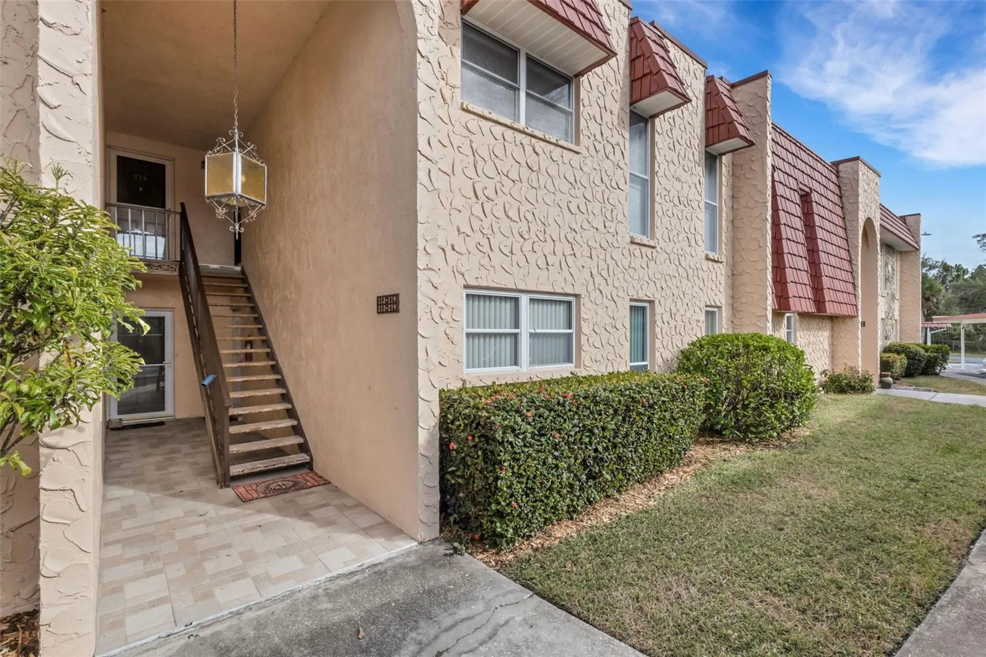 114 Dogwood Circle Seminole FL 33777
