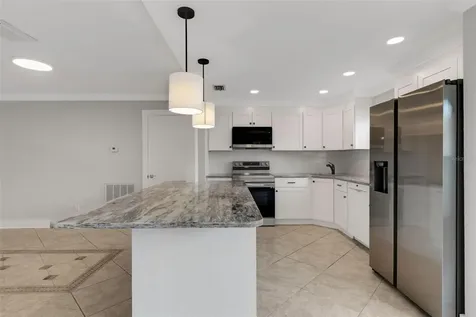 114 Dogwood Circle Seminole FL 33777