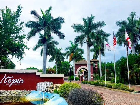 10263 Gandy Boulevard N St Petersburg FL 33702