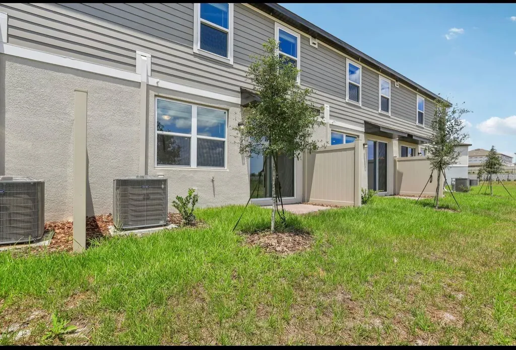 16390 Bird Of Paradise Avenue Clermont FL 34714