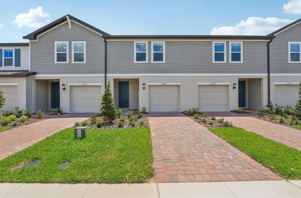 16390 Bird Of Paradise Avenue Clermont FL 34714