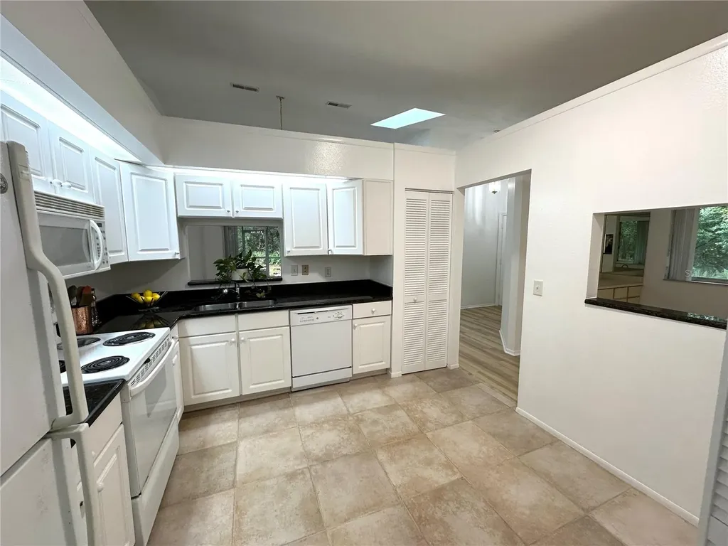 525 Oak Terrace Altamonte Springs FL 32701