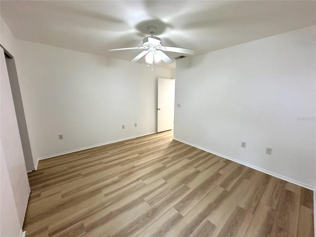 525 Oak Terrace Altamonte Springs FL 32701