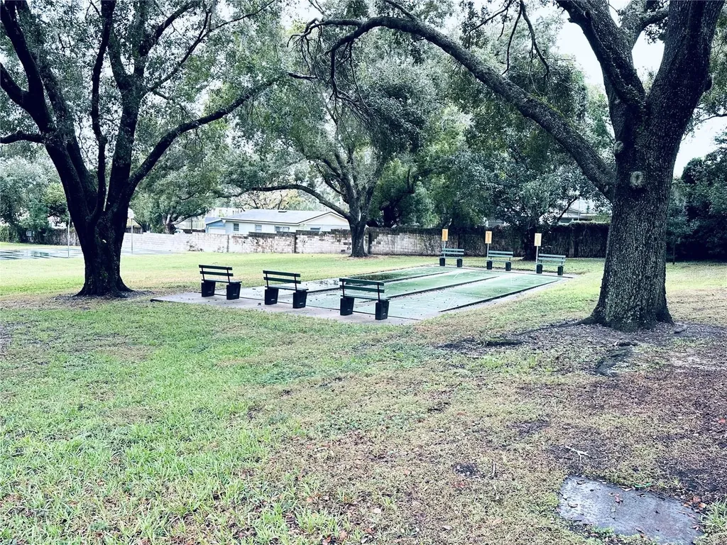 525 Oak Terrace Altamonte Springs FL 32701