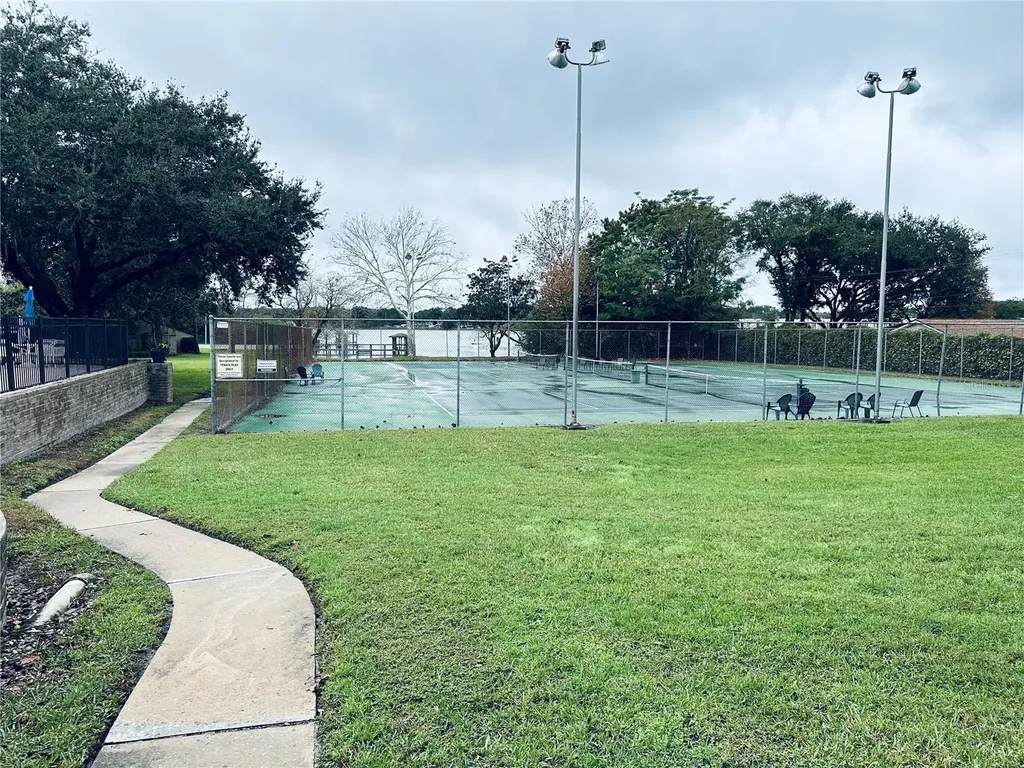 525 Oak Terrace Altamonte Springs FL 32701