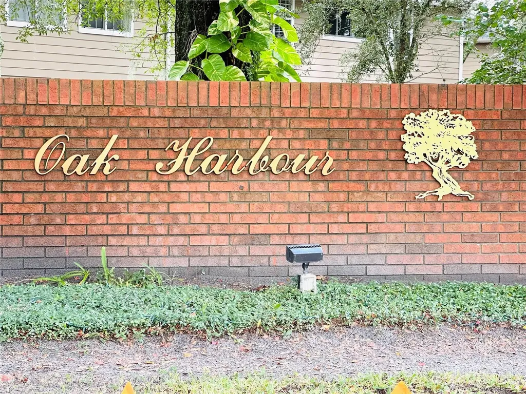 525 Oak Terrace Altamonte Springs FL 32701