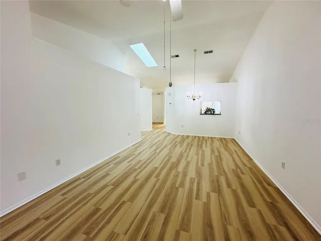 525 Oak Terrace Altamonte Springs FL 32701