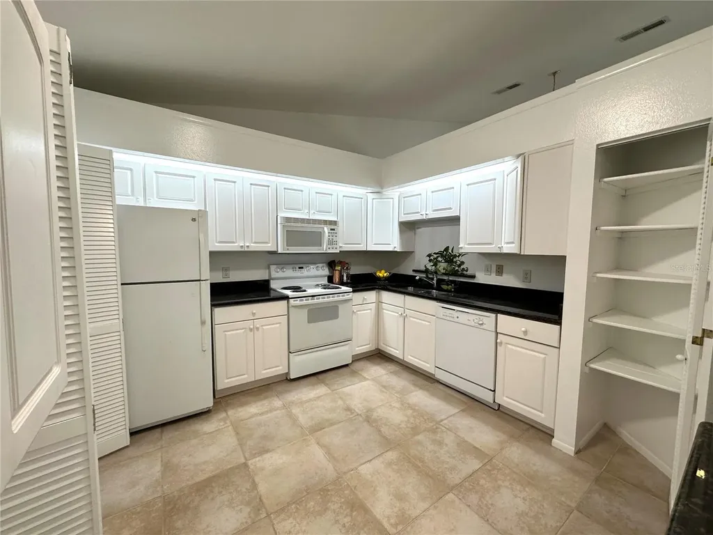 525 Oak Terrace Altamonte Springs FL 32701