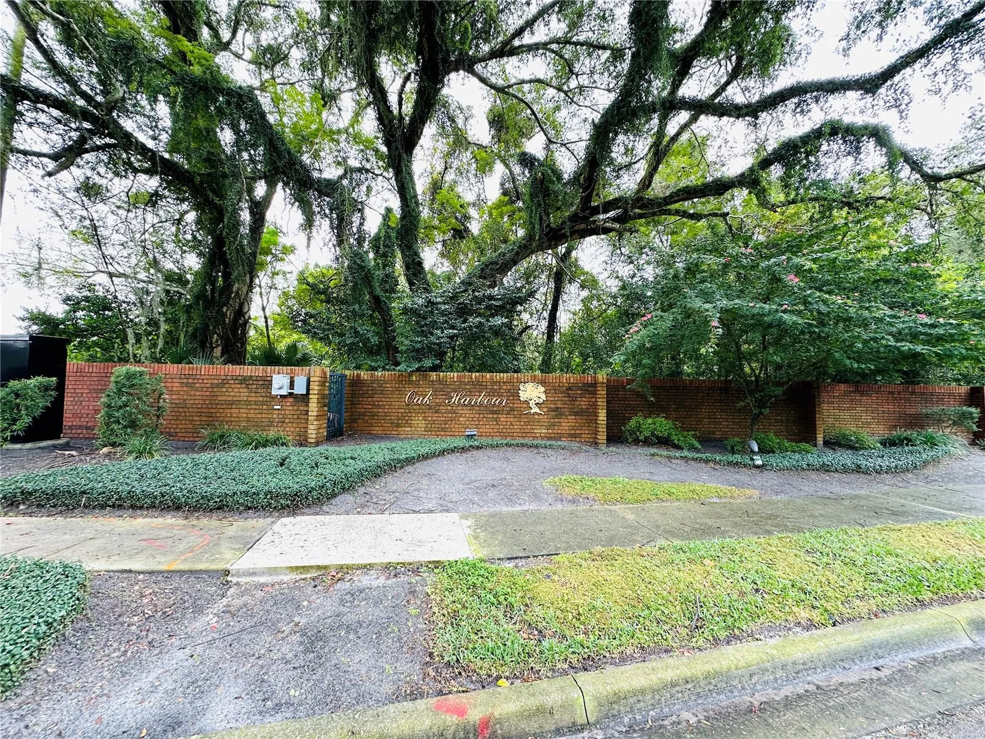 525 Oak Terrace Altamonte Springs FL 32701