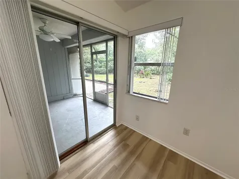 525 Oak Terrace Altamonte Springs FL 32701
