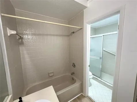 525 Oak Terrace Altamonte Springs FL 32701