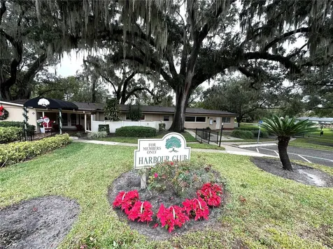 525 Oak Terrace Altamonte Springs FL 32701