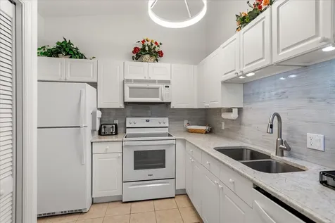 8842 Grand Palms Circle Kissimmee FL 34747