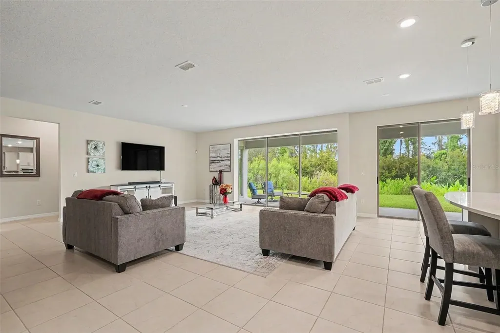 19206 Briarbrook Drive Tampa FL 33647
