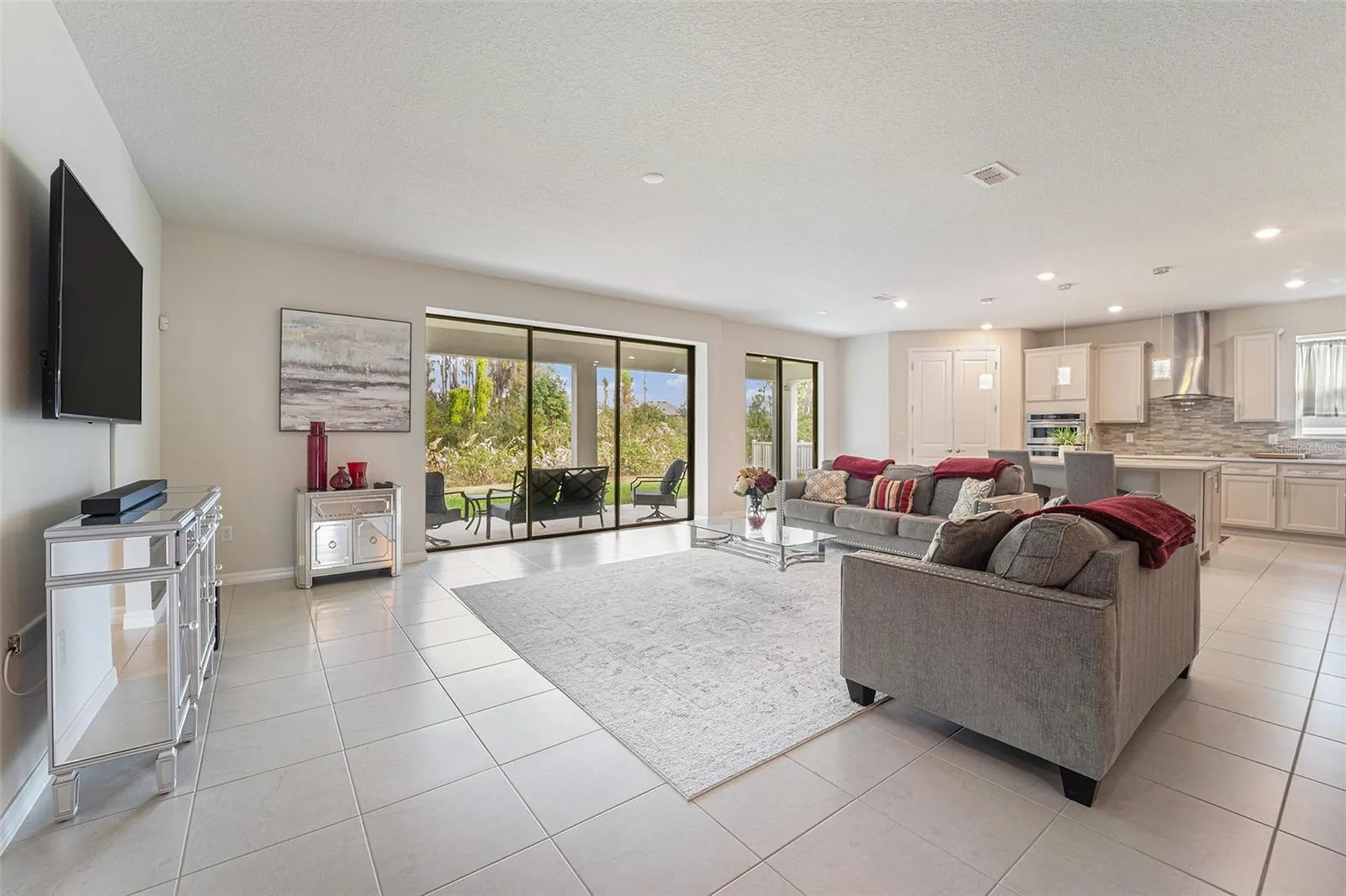 19206 Briarbrook Drive Tampa FL 33647