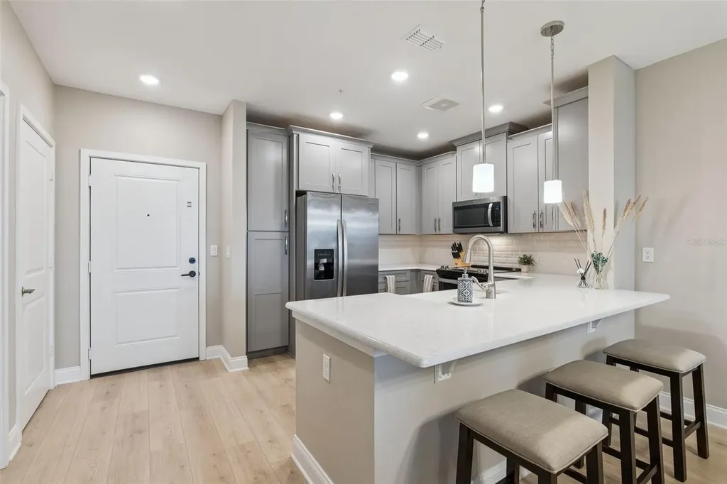 7565 Laureate Boulevard Orlando FL 32827