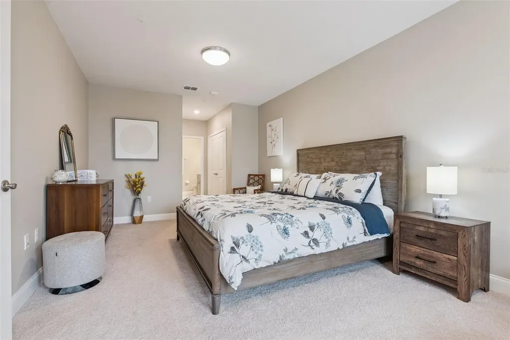 7565 Laureate Boulevard Orlando FL 32827