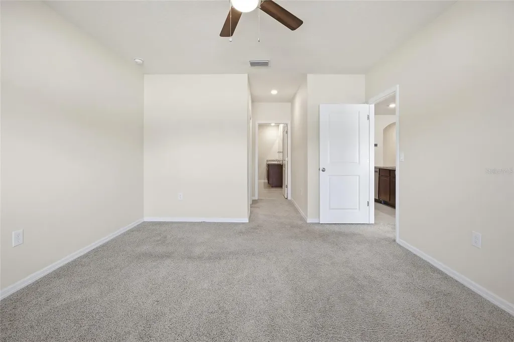 3865 SE 98th Place Belleview FL 34420