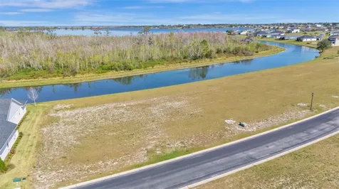 383 Adams View Lane Auburndale FL 33823
