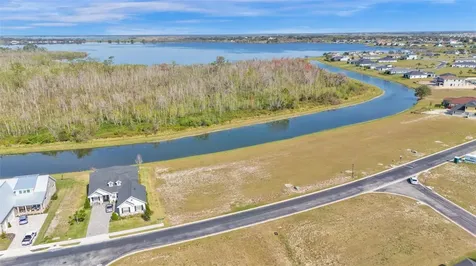 383 Adams View Lane Auburndale FL 33823