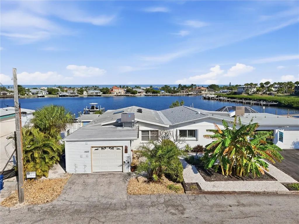 462 63rd Street Holmes Beach FL 34217