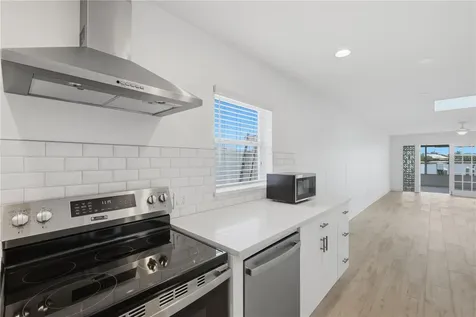 462 63rd Street Holmes Beach FL 34217