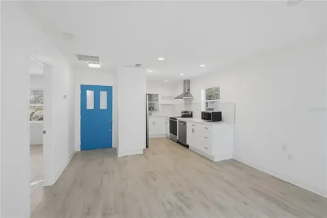 462 63rd Street Holmes Beach FL 34217