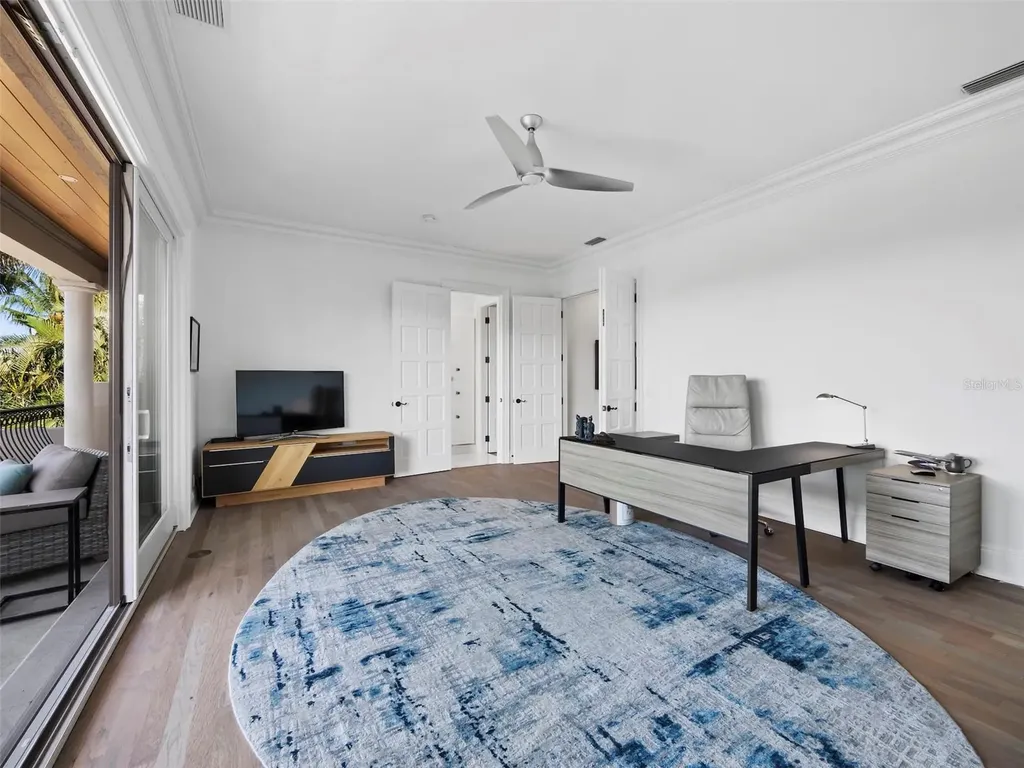 65 Lighthouse Point Drive Longboat Key FL 34228