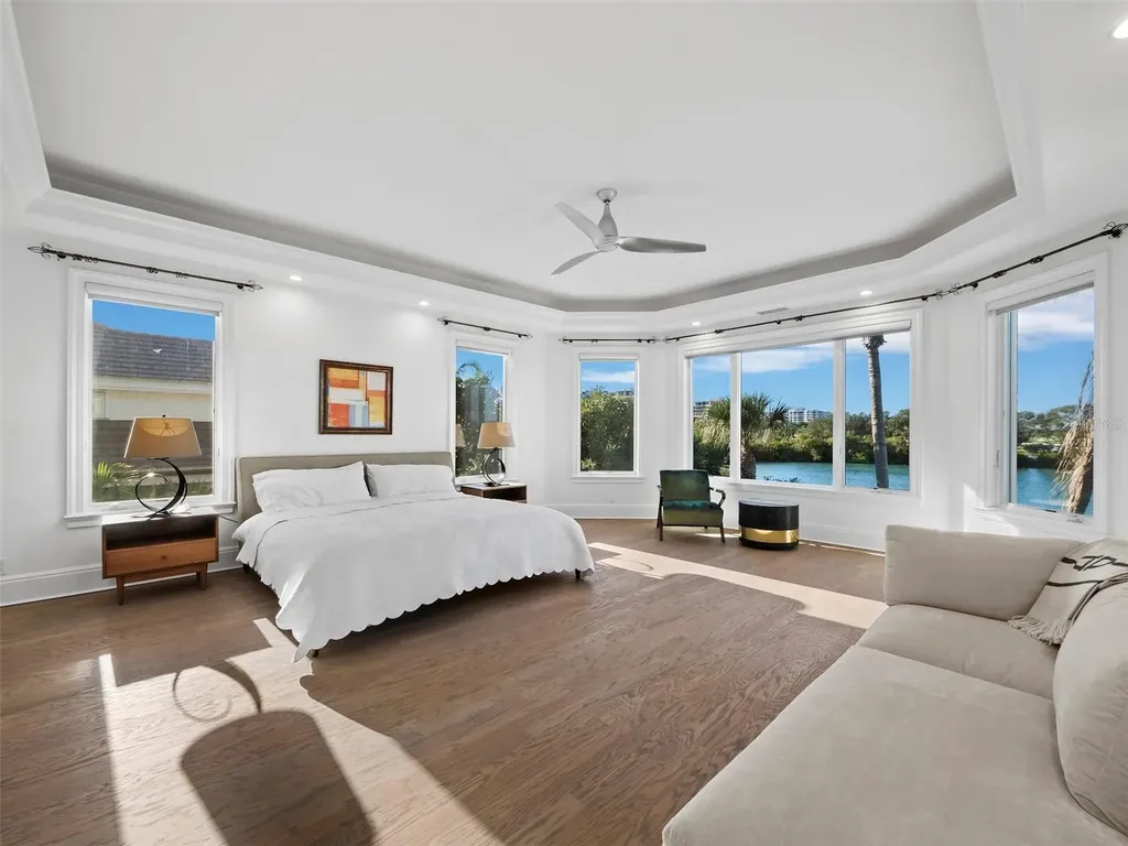 65 Lighthouse Point Drive Longboat Key FL 34228