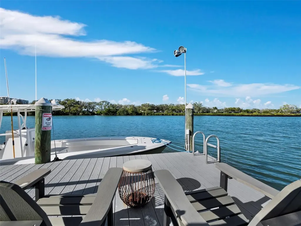65 Lighthouse Point Drive Longboat Key FL 34228