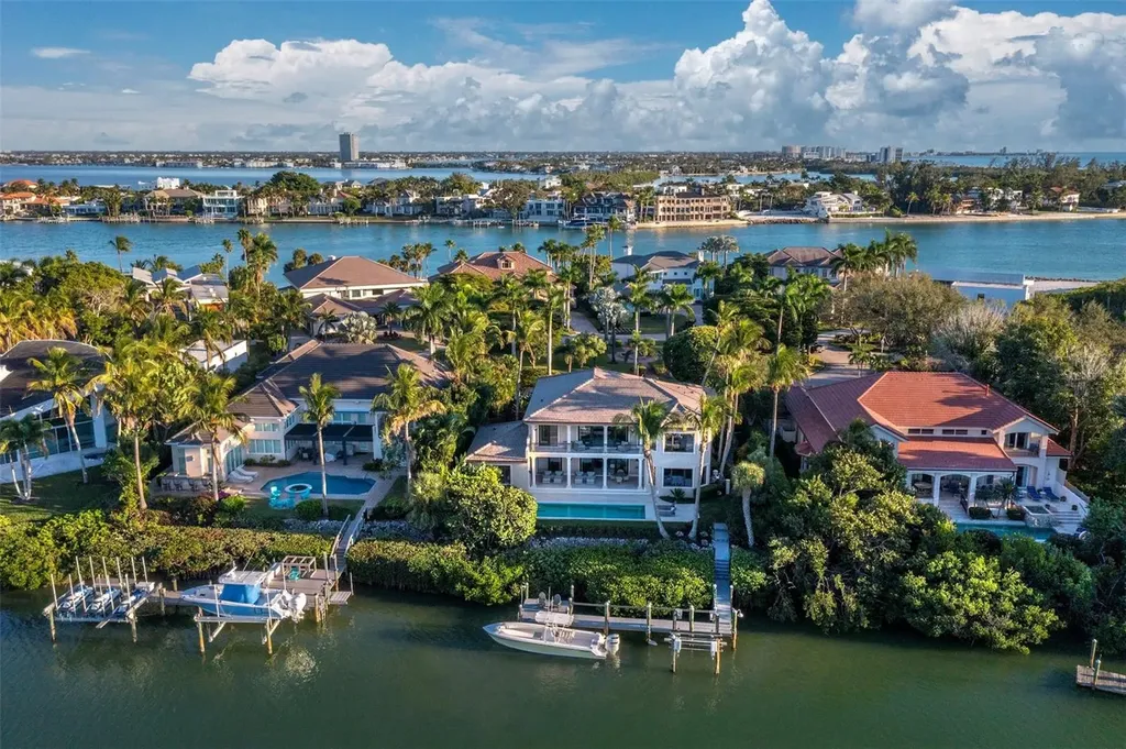 65 Lighthouse Point Drive Longboat Key FL 34228