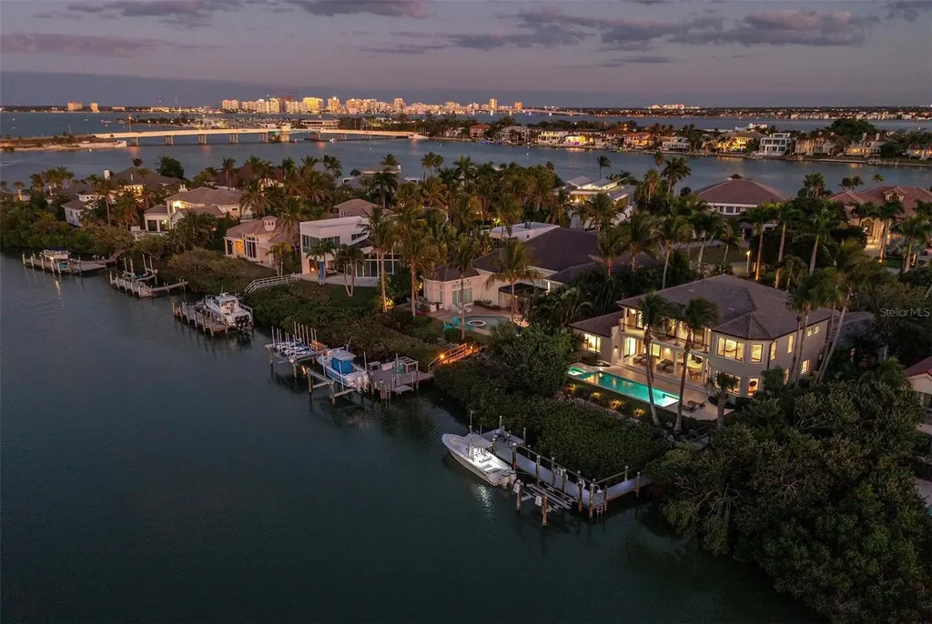 65 Lighthouse Point Drive Longboat Key FL 34228
