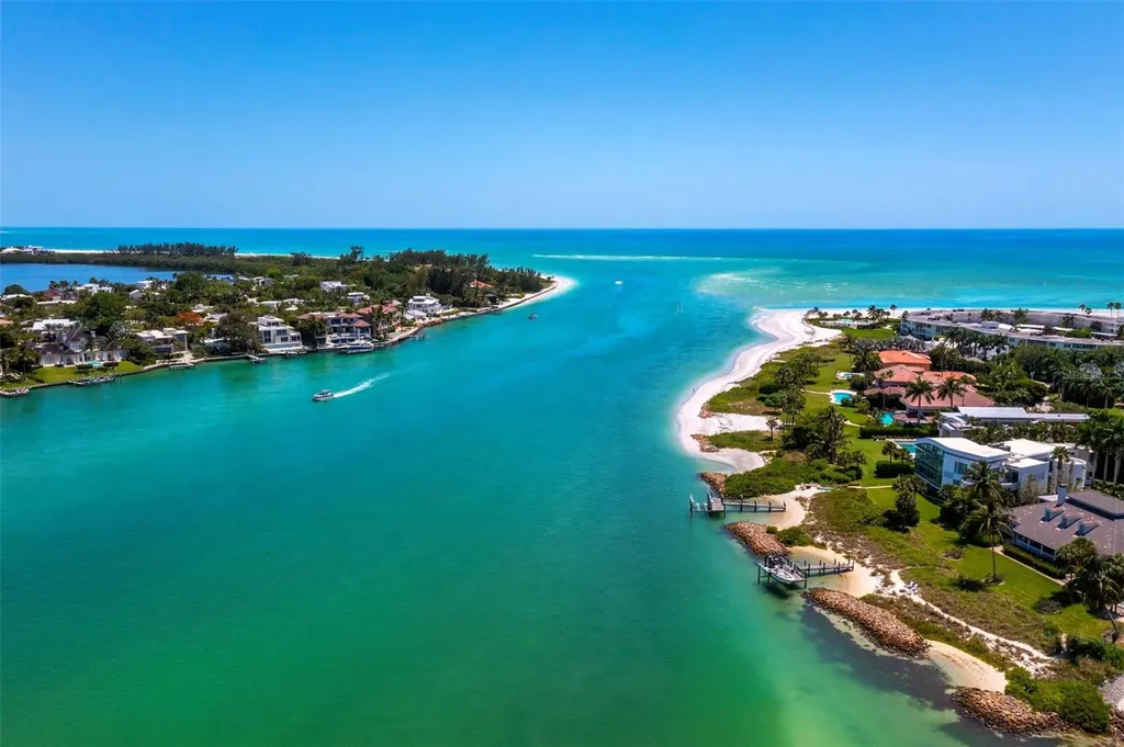 65 Lighthouse Point Drive Longboat Key FL 34228