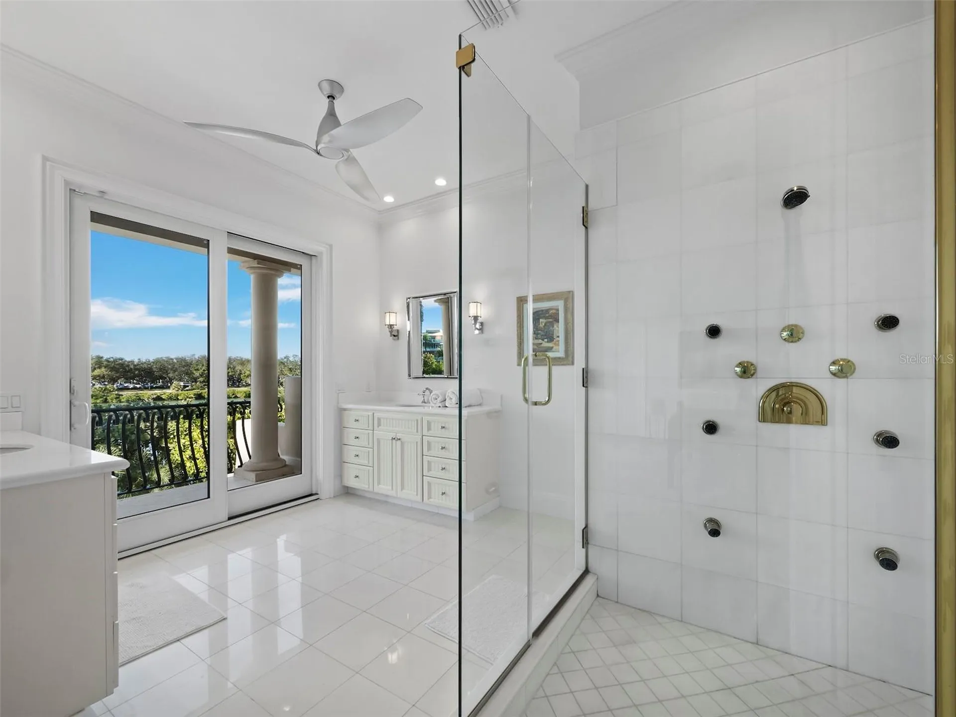 65 Lighthouse Point Drive Longboat Key FL 34228