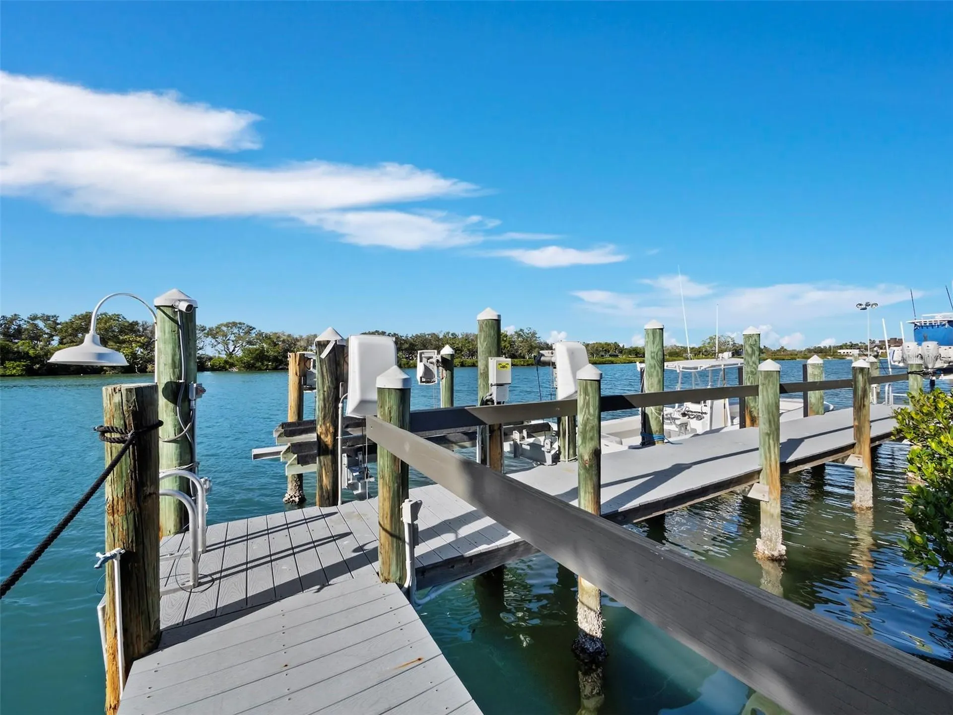 65 Lighthouse Point Drive Longboat Key FL 34228
