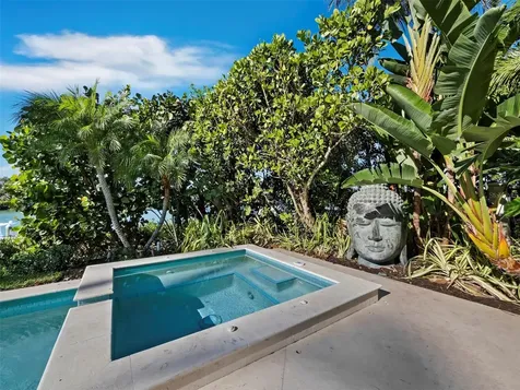 65 Lighthouse Point Drive Longboat Key FL 34228
