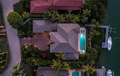 65 Lighthouse Point Drive Longboat Key FL 34228
