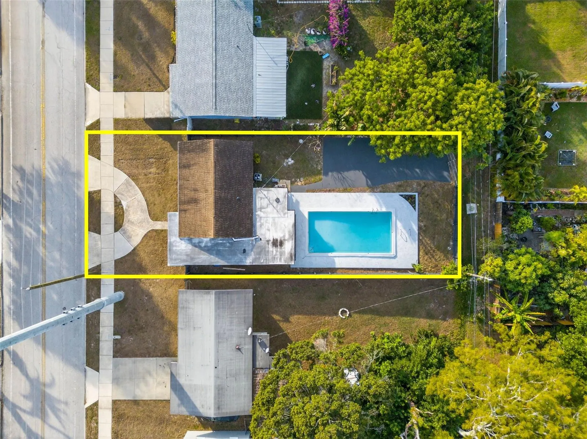 3929 13th Avenue N St Petersburg FL 33713