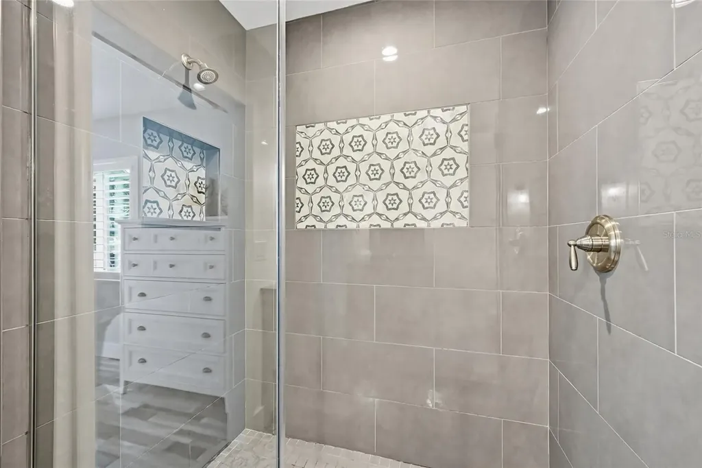 912 N Shore Drive Anna Maria FL 34216