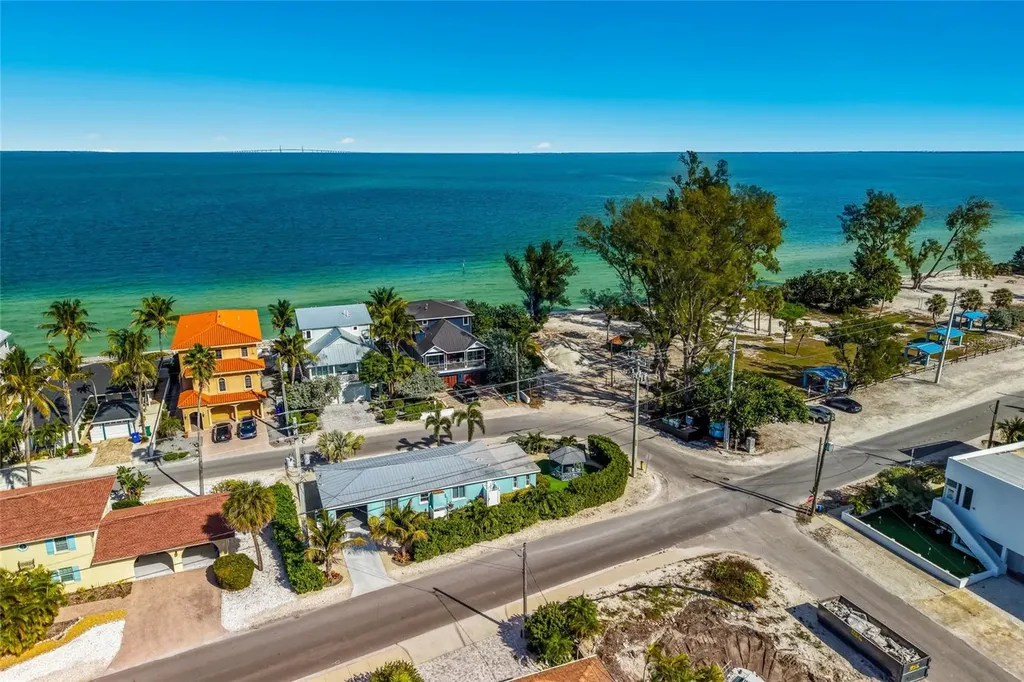 912 N Shore Drive Anna Maria FL 34216