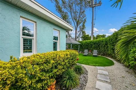 912 N Shore Drive Anna Maria FL 34216