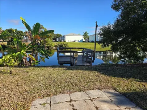 5722 Espanola Avenue North Port FL 34287