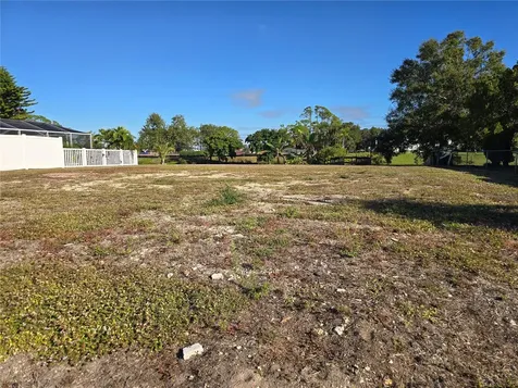 5722 Espanola Avenue North Port FL 34287