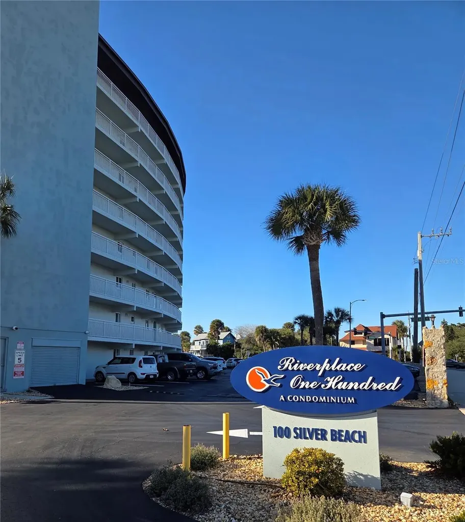 100 Silver Beach Avenue Daytona Beach FL 32118