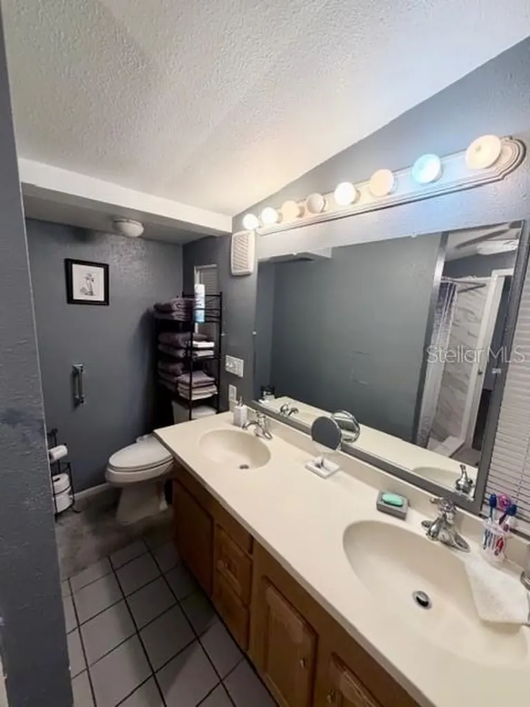 5 Rosalie Oaks Boulevard Lake Wales FL 33898