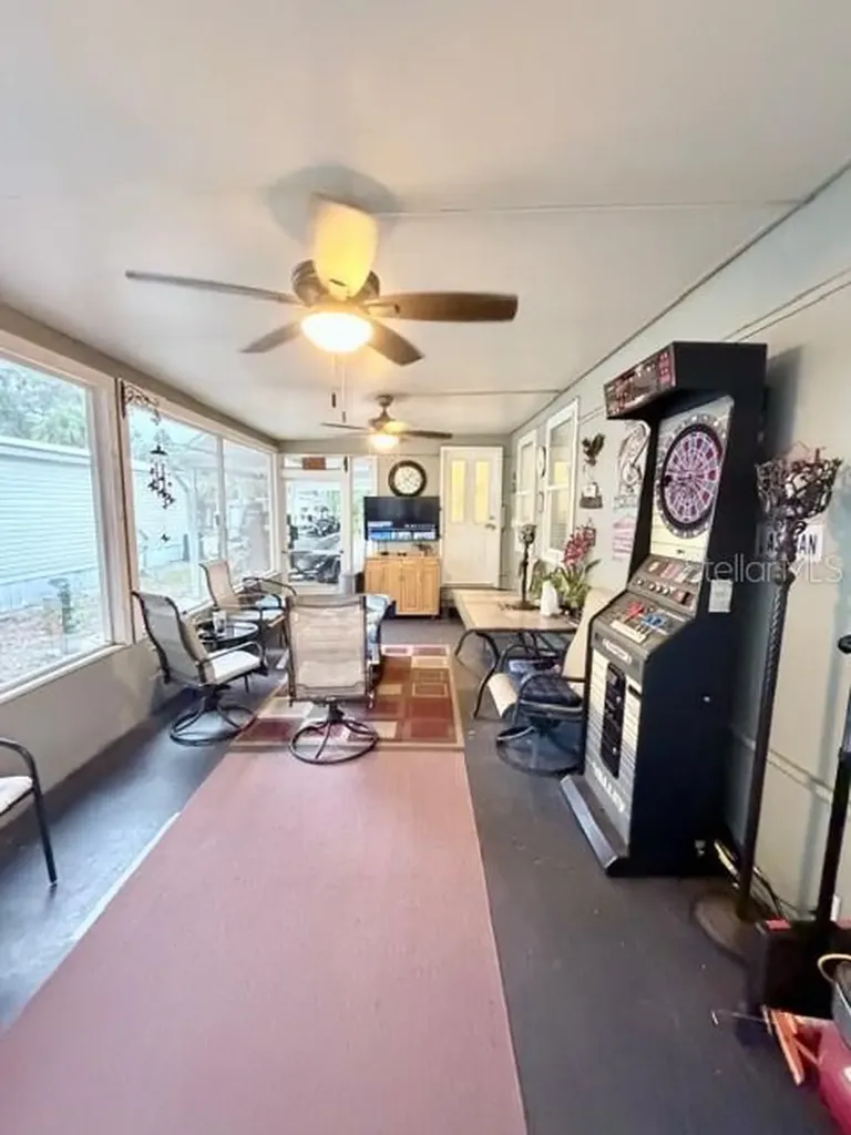 5 Rosalie Oaks Boulevard Lake Wales FL 33898