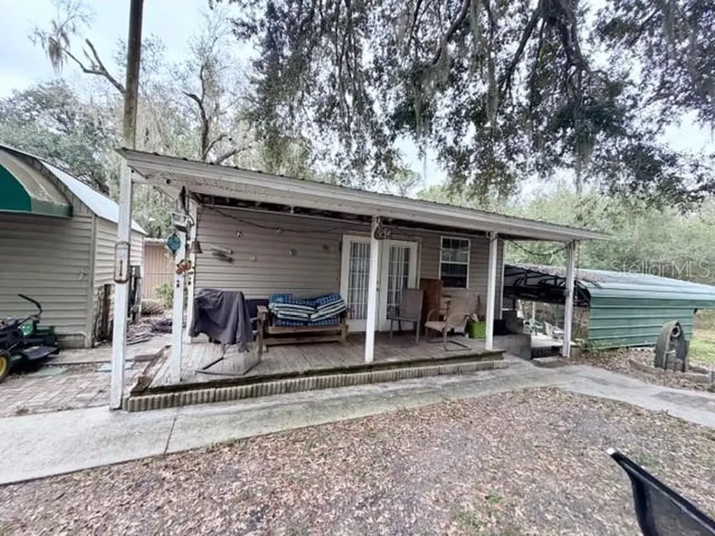 5 Rosalie Oaks Boulevard Lake Wales FL 33898