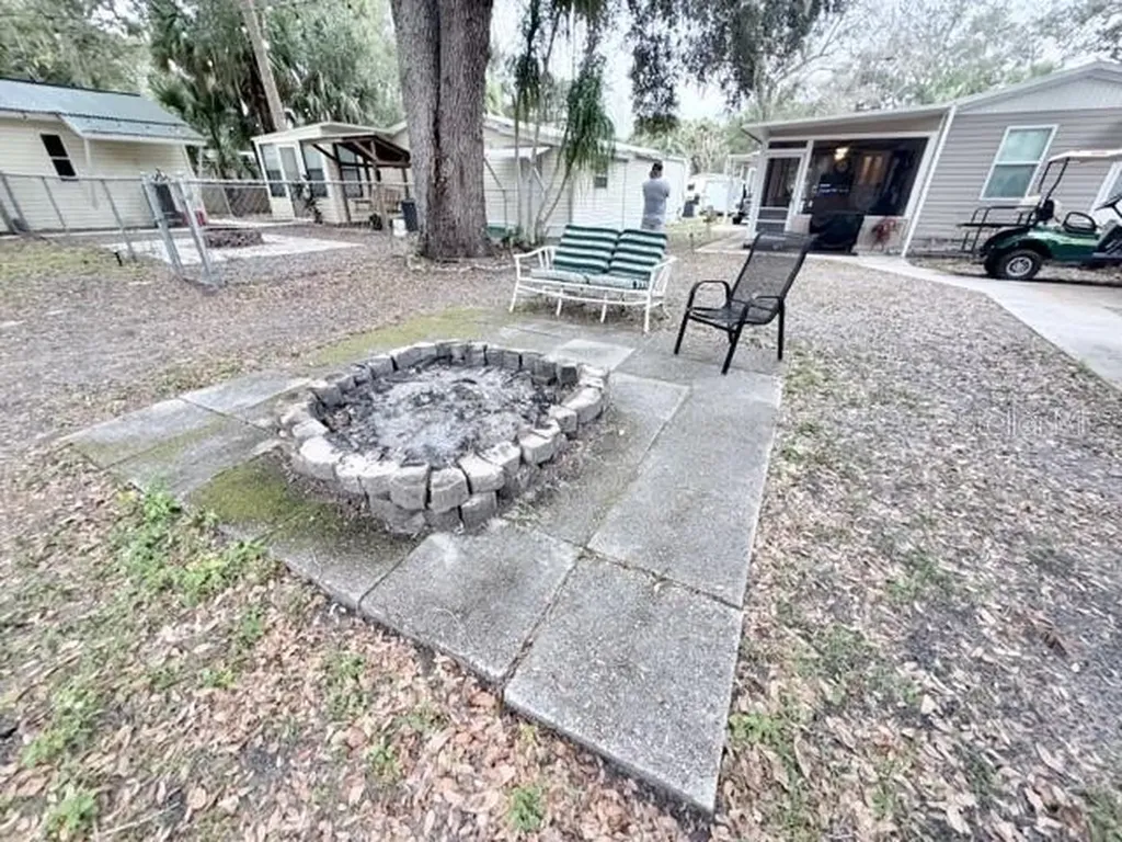 5 Rosalie Oaks Boulevard Lake Wales FL 33898